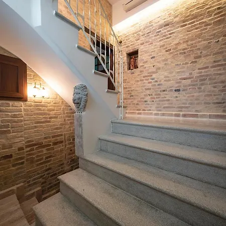 Dimora Morello Pensión 4*