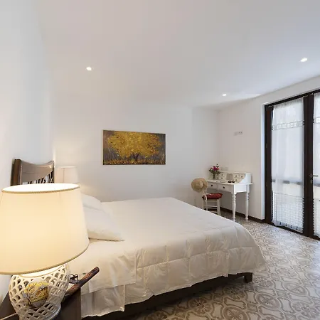 Guest house Dimora Morello 4*